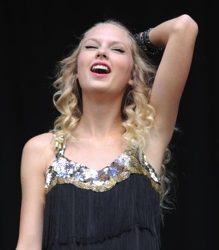 Taylor Swift — 2009 V Music Festival — photo 92