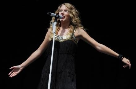 Taylor Swift — 2009 V Music Festival — photo 93