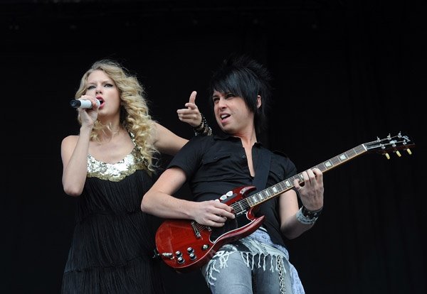 Taylor Swift — 2009 V Music Festival — photo 101