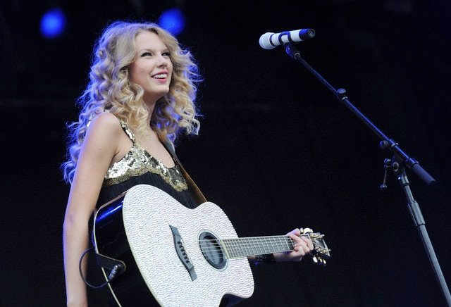 Taylor Swift — 2009 V Music Festival — photo 103