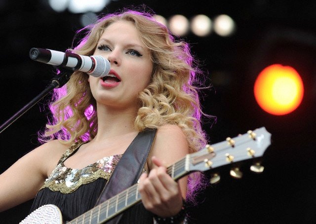 Taylor Swift — 2009 V Music Festival — photo 111