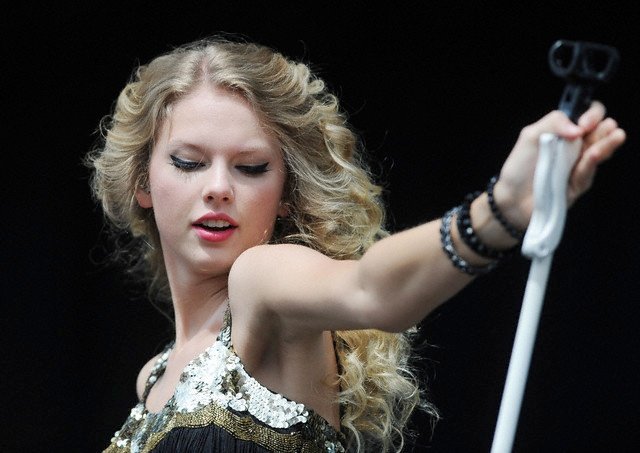 Taylor Swift — 2009 V Music Festival — photo 115