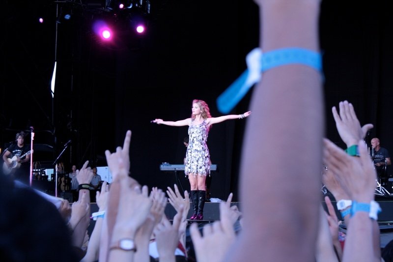Taylor Swift — August 7 - Summer Sonic Festival — photo 14