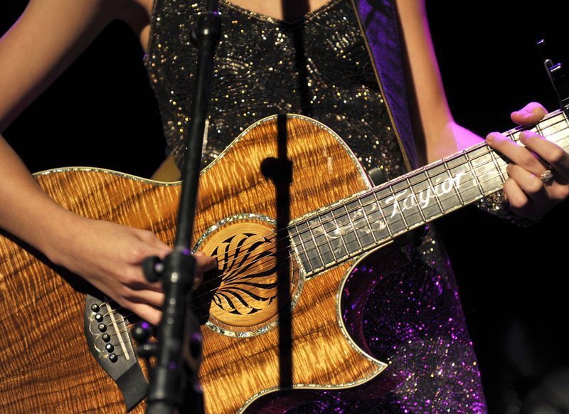 Taylor Swift — October 18 - Salle Wagram Ballroom — photo 53