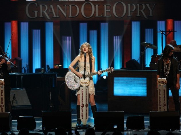 Taylor Swift — October 9 - Grand Ole Opry 85th Birthday Bash — photo 33