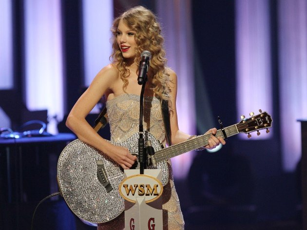 Taylor Swift — October 9 - Grand Ole Opry 85th Birthday Bash — photo 36