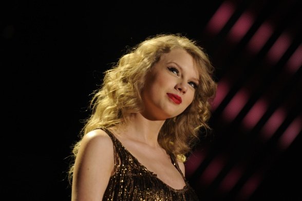 Taylor Swift — June 12 - CMA Music Festival — photo 84