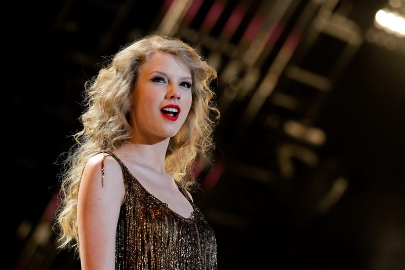 Taylor Swift — June 12 - CMA Music Festival — photo 99