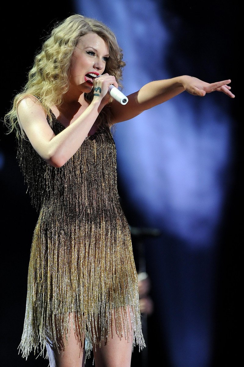 Taylor Swift — June 12 - CMA Music Festival — photo 107
