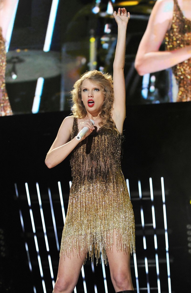 Taylor Swift — June 12 - CMA Music Festival — photo 150