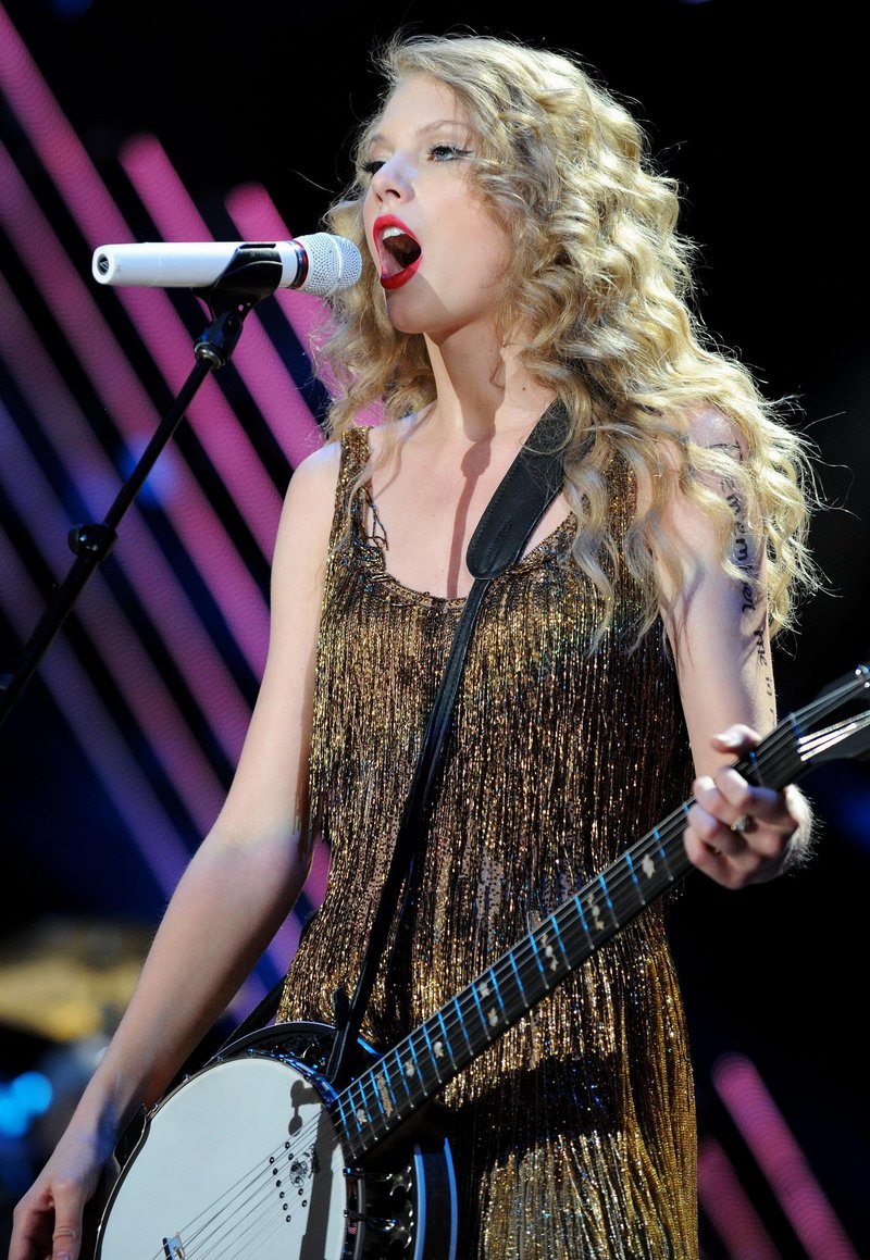 Taylor Swift — June 12 - CMA Music Festival — photo 152