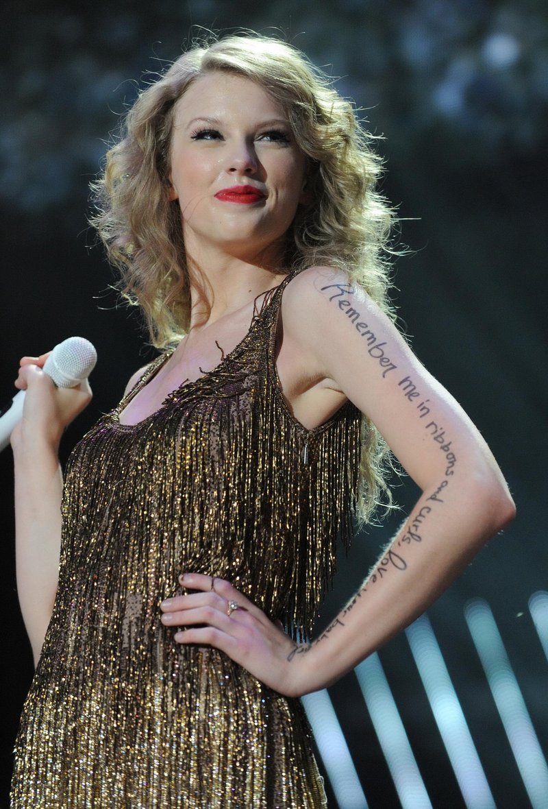 Taylor Swift — June 12 - CMA Music Festival — photo 154