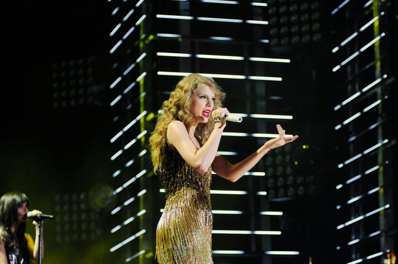 Taylor Swift — June 12 - CMA Music Festival — photo 198