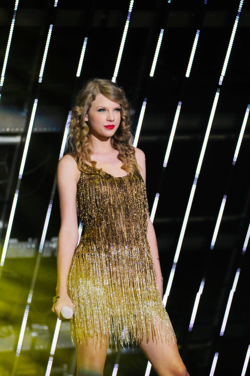 Taylor Swift — June 12 - CMA Music Festival — photo 199
