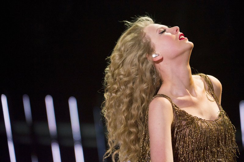 Taylor Swift — June 12 - CMA Music Festival — photo 205