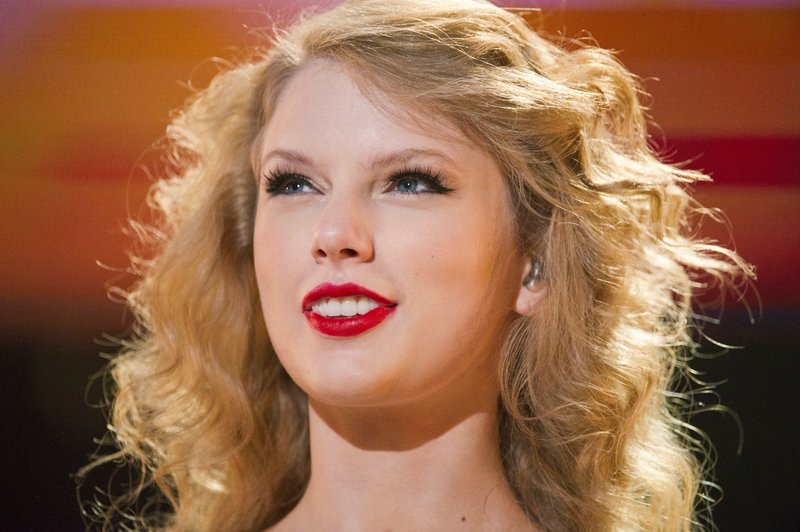 Taylor Swift — June 12 - CMA Music Festival — photo 209