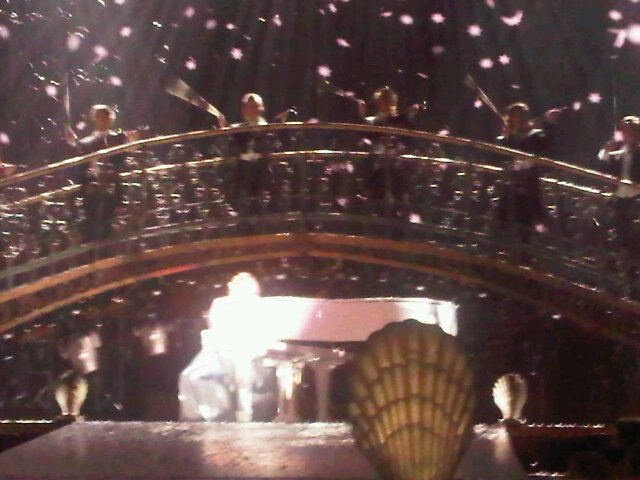 Taylor Swift — May 21 - Speak Now... Help Now! — photo 8