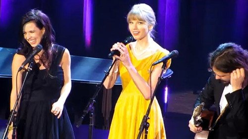 Taylor Swift — January 12 - Ryman Auditorium — photo 7