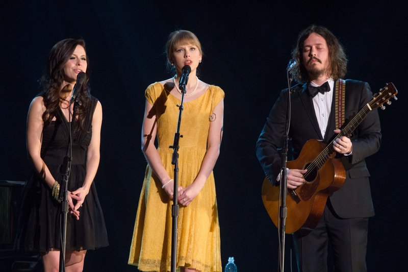 Taylor Swift — January 12 - Ryman Auditorium — photo 13