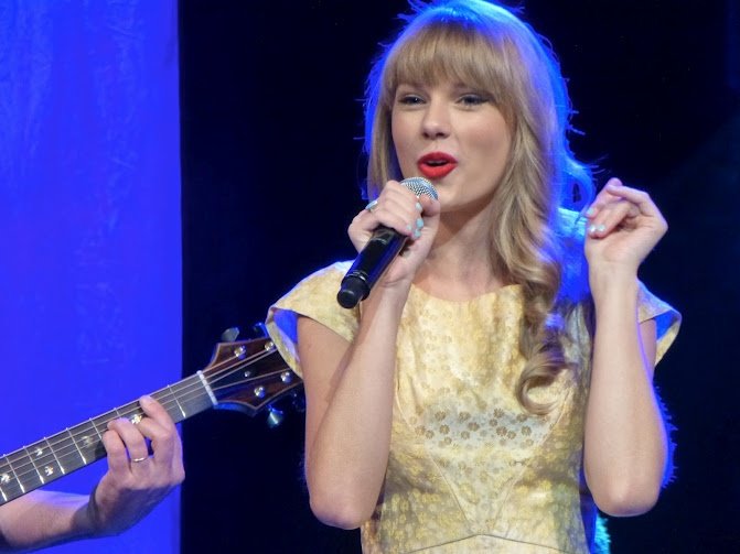 Taylor Swift — July 2 - Tanglewood — photo 16