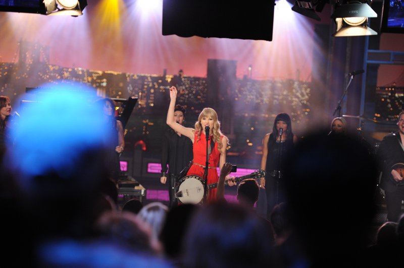 Taylor Swift — October 23 - Live on Letterman — photo 3