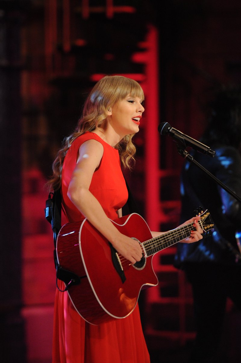 Taylor Swift — October 23 - Live on Letterman — photo 14