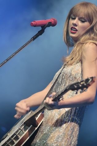 Taylor Swift — September 13 - Pocket Show — photo 36