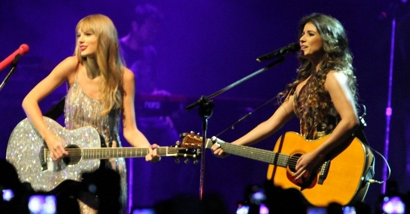 Taylor Swift — September 13 - Pocket Show — photo 56