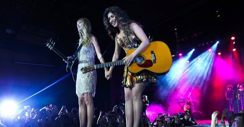 Taylor Swift — September 13 - Pocket Show — photo 66