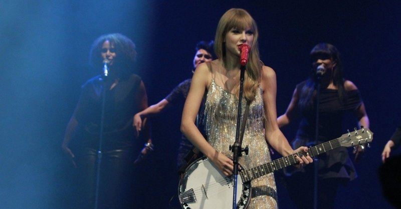Taylor Swift — September 13 - Pocket Show — photo 71