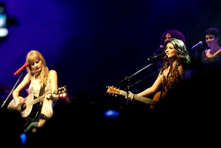 Taylor Swift — September 13 - Pocket Show — photo 74