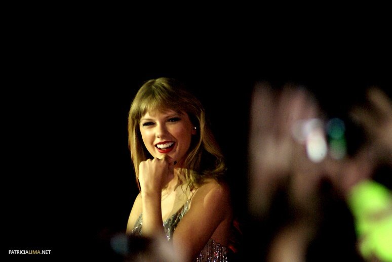 Taylor Swift — September 13 - Pocket Show — photo 77