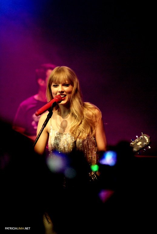 Taylor Swift — September 13 - Pocket Show — photo 79