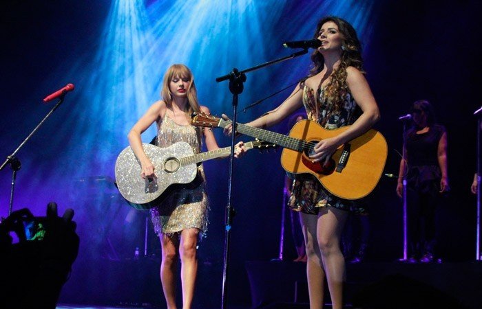 Taylor Swift — September 13 - Pocket Show — photo 104