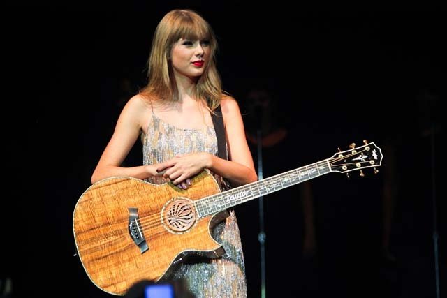 Taylor Swift — September 13 - Pocket Show — photo 110