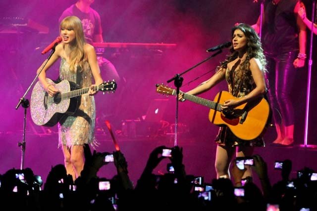 Taylor Swift — September 13 - Pocket Show — photo 118