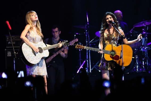 Taylor Swift — September 13 - Pocket Show — photo 123
