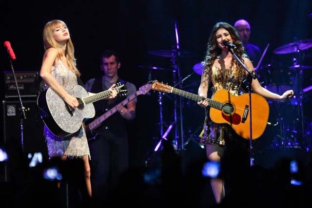 Taylor Swift — September 13 - Pocket Show — photo 124