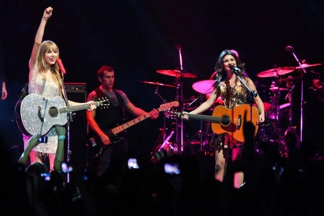 Taylor Swift — September 13 - Pocket Show — photo 125
