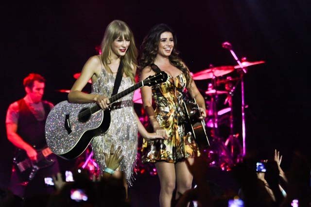 Taylor Swift — September 13 - Pocket Show — photo 128