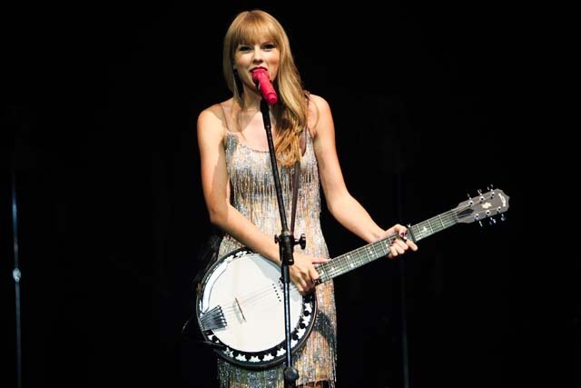 Taylor Swift — September 13 - Pocket Show — photo 134