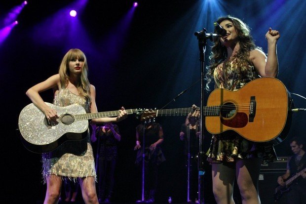 Taylor Swift — September 13 - Pocket Show — photo 157
