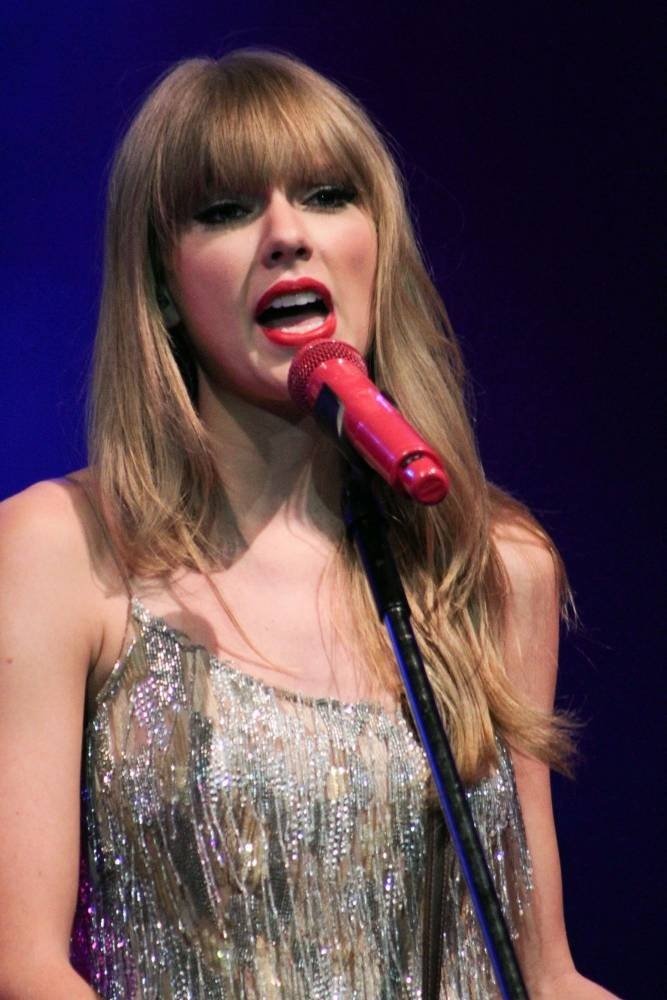 Taylor Swift — September 13 - Pocket Show — photo 178