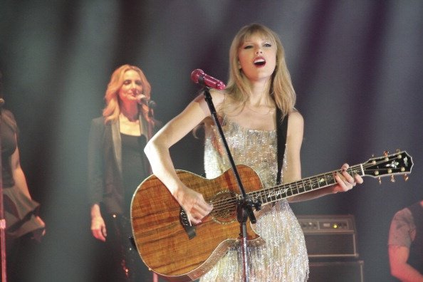 Taylor Swift — September 13 - Pocket Show — photo 188