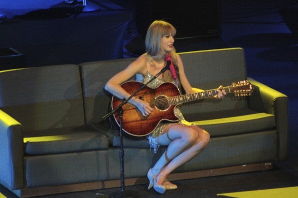 Taylor Swift — September 13 - Pocket Show — photo 190