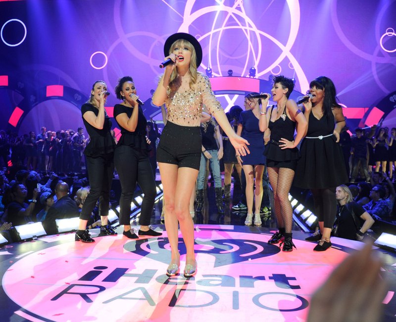 Taylor Swift — September 22 - iHeartRadio Music Festival — photo 120