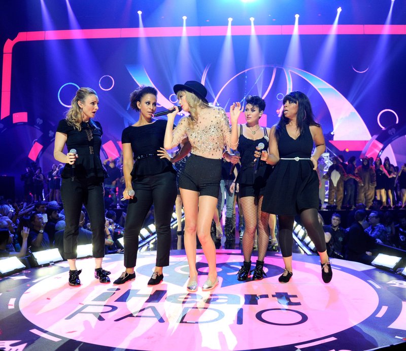 Taylor Swift — September 22 - iHeartRadio Music Festival — photo 121