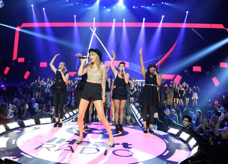 Taylor Swift — September 22 - iHeartRadio Music Festival — photo 123