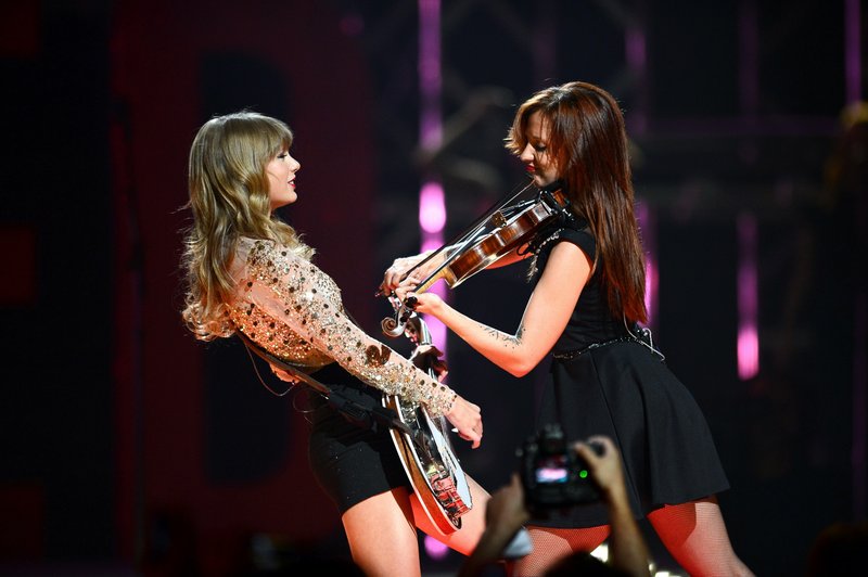 Taylor Swift — September 22 - iHeartRadio Music Festival — photo 203