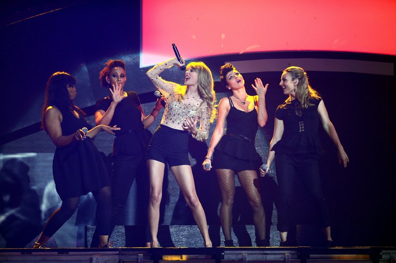 Taylor Swift — September 22 - iHeartRadio Music Festival — photo 210